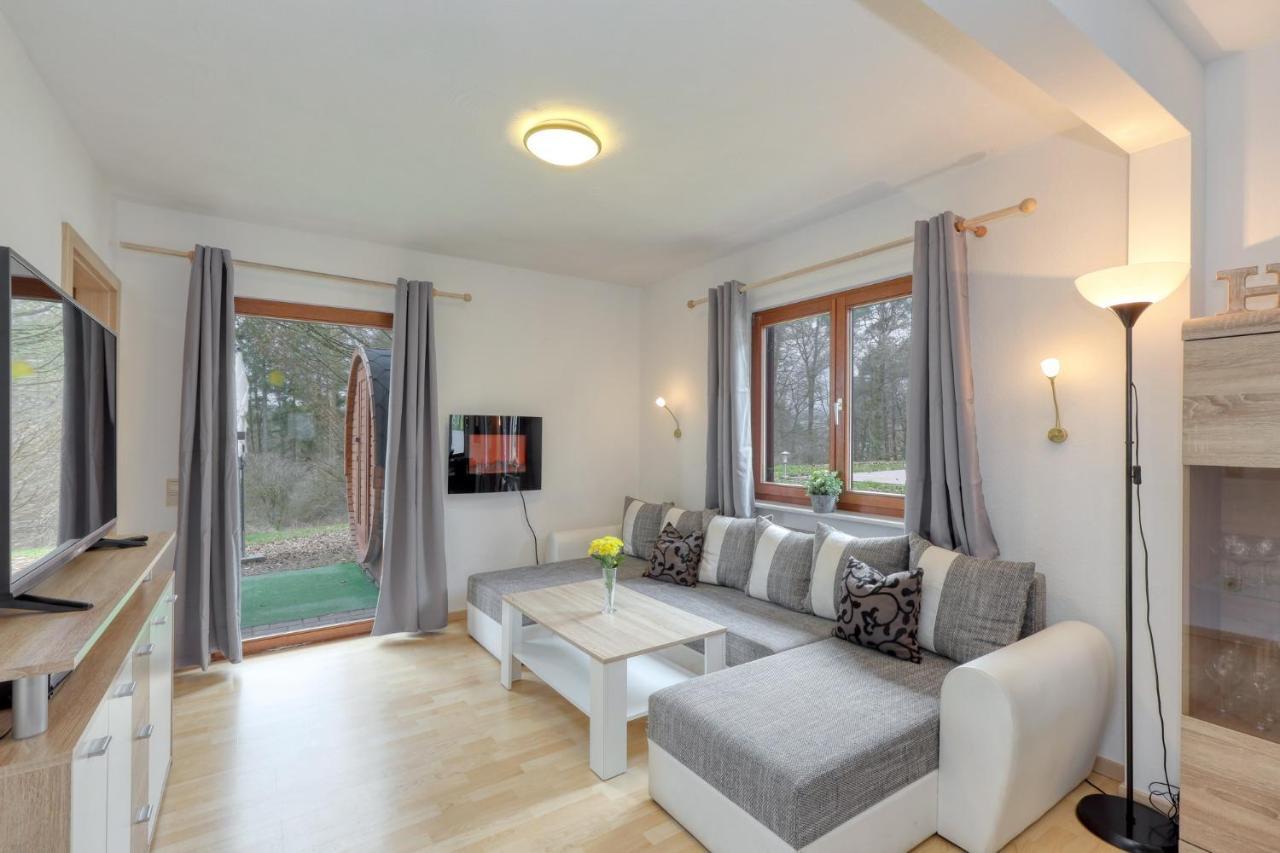 Seepark Kirchheim Ferienhaus Bei Vera Mit Sauna ภายนอก รูปภาพ