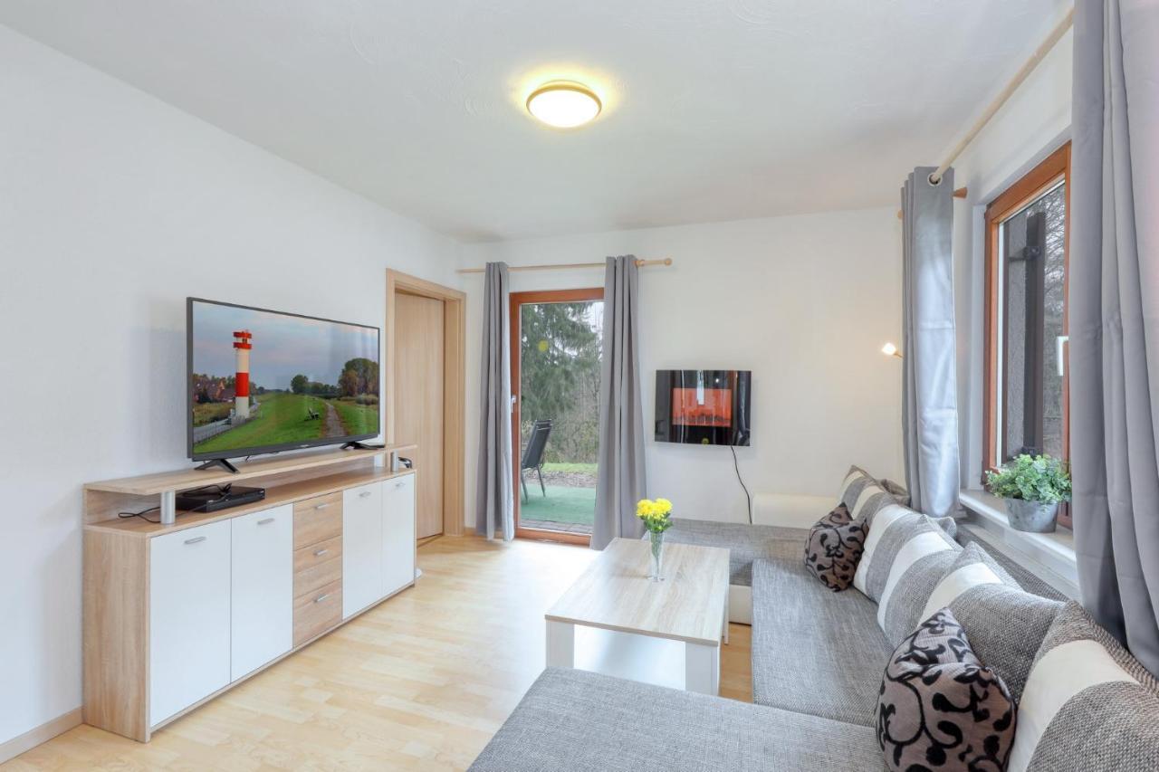 Seepark Kirchheim Ferienhaus Bei Vera Mit Sauna ภายนอก รูปภาพ
