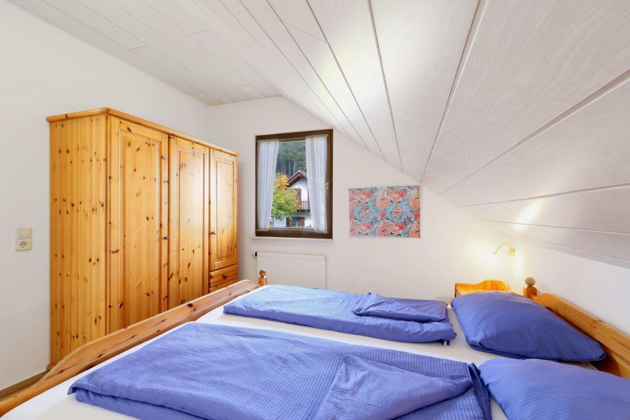 Seepark Kirchheim Ferienhaus Bei Vera Mit Sauna ภายนอก รูปภาพ