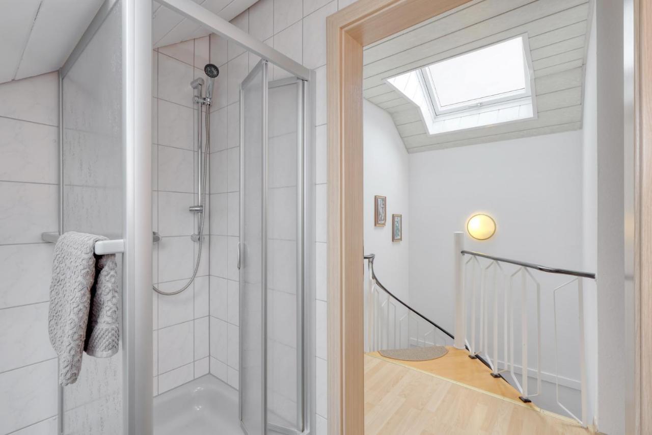 Seepark Kirchheim Ferienhaus Bei Vera Mit Sauna ภายนอก รูปภาพ