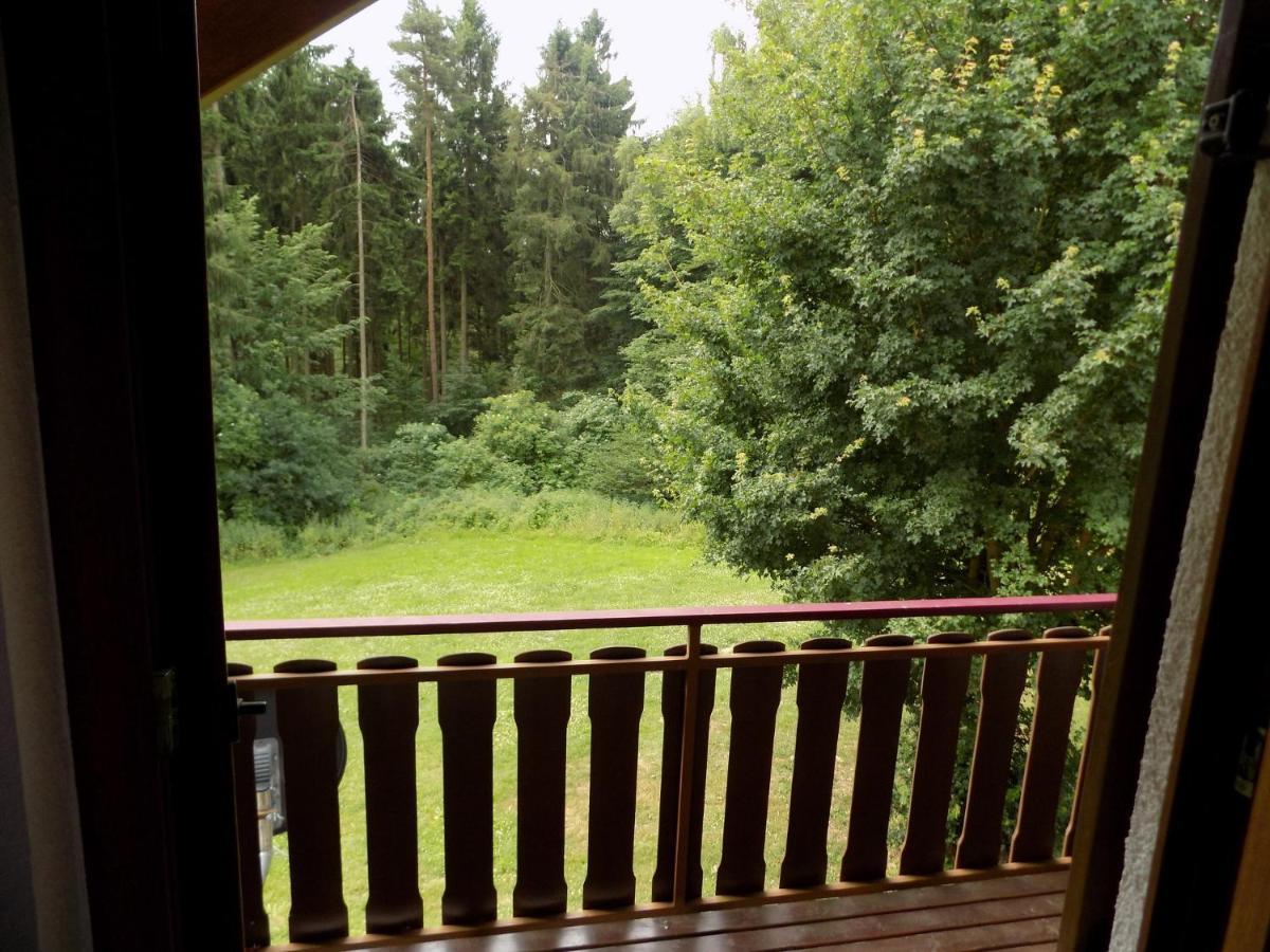 Seepark Kirchheim Ferienhaus Bei Vera Mit Sauna ภายนอก รูปภาพ
