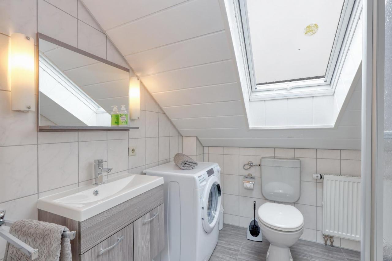 Seepark Kirchheim Ferienhaus Bei Vera Mit Sauna ภายนอก รูปภาพ