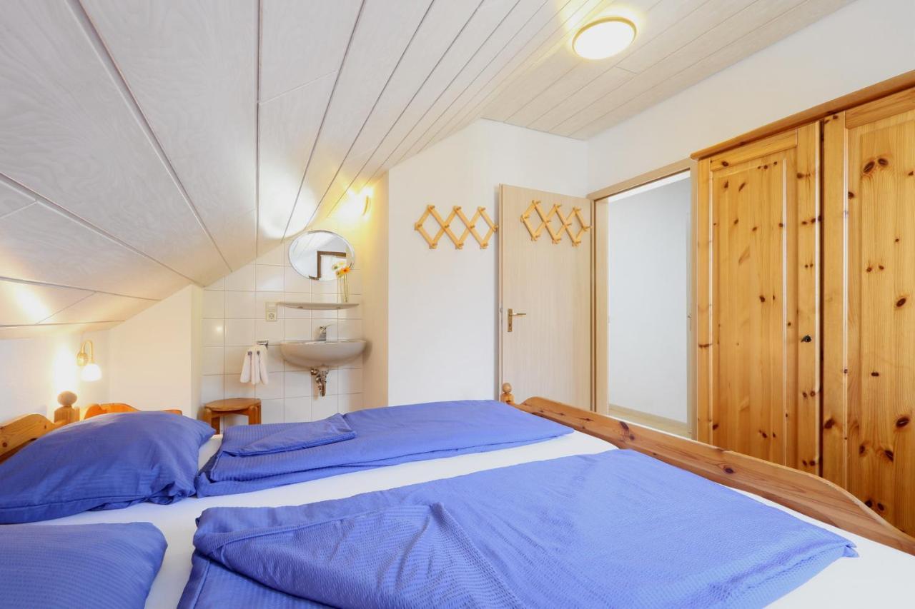 Seepark Kirchheim Ferienhaus Bei Vera Mit Sauna ภายนอก รูปภาพ